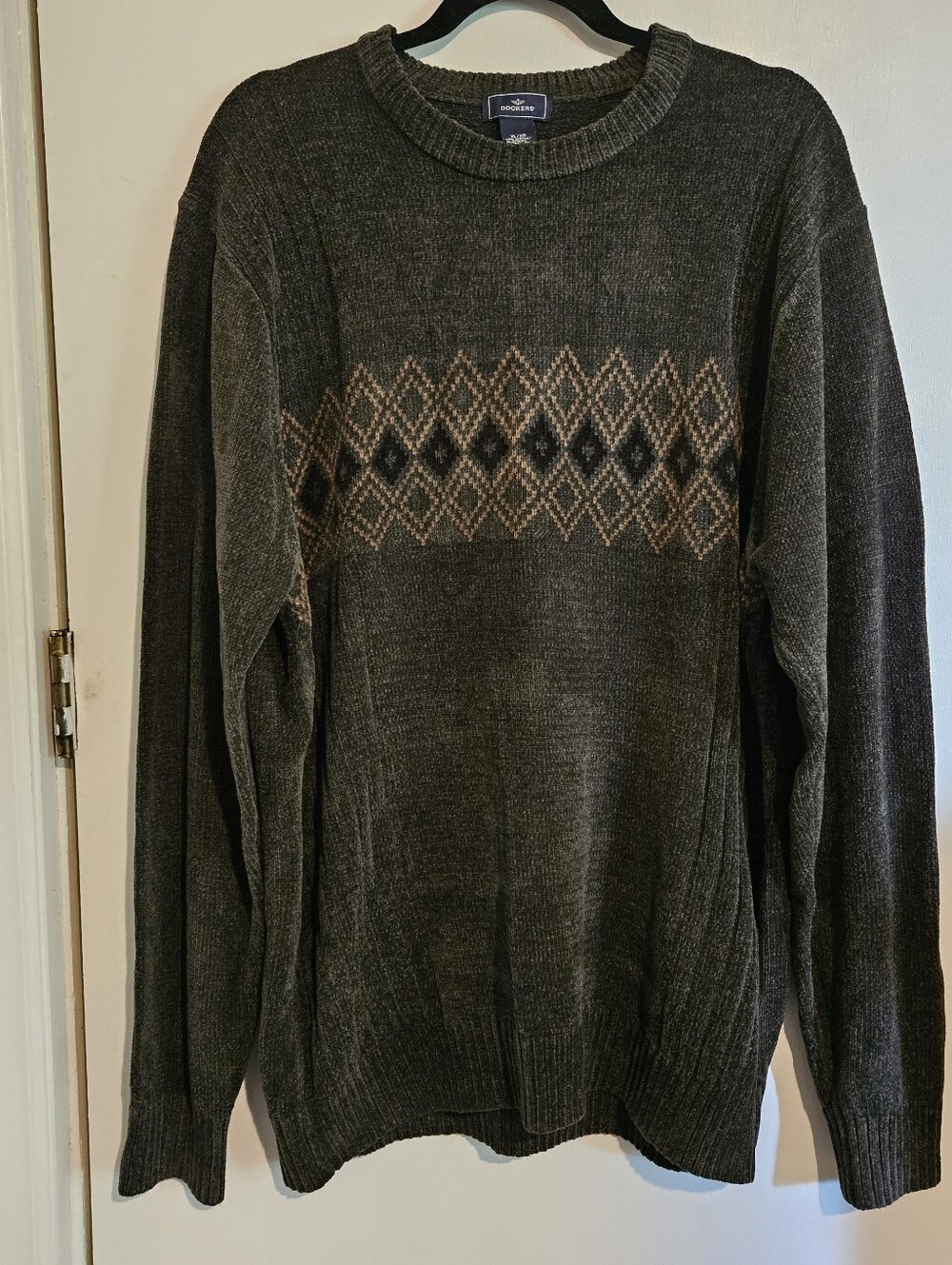 Dockers Men’s Green Sweater Size XL Gold Black Diamond Pattern